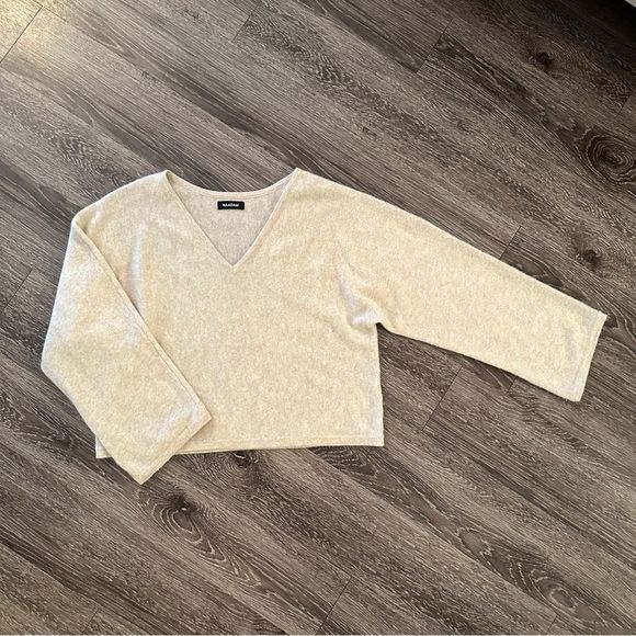 NAADAM Sweaters - Naadam cashmere v neck sweater